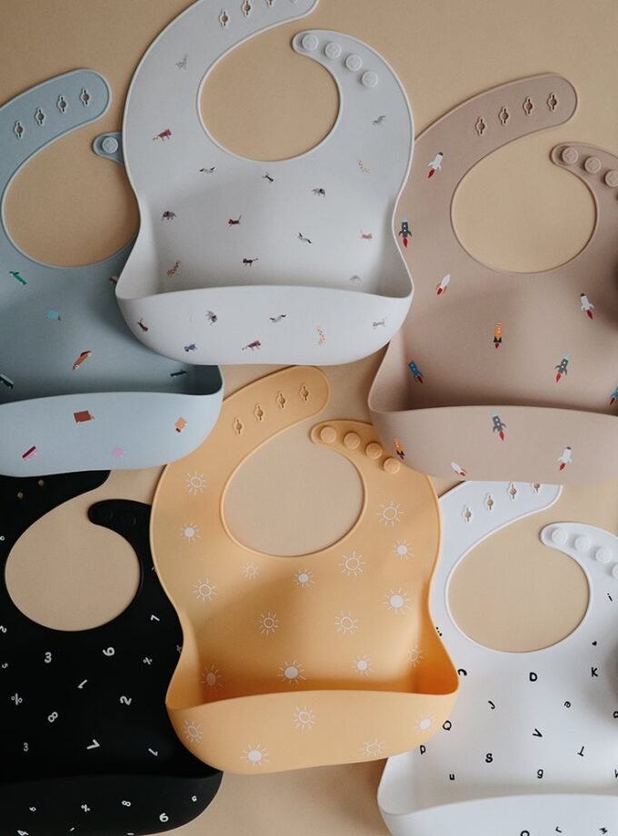 Musjie silikoninis seilinukas - Shells Smoke