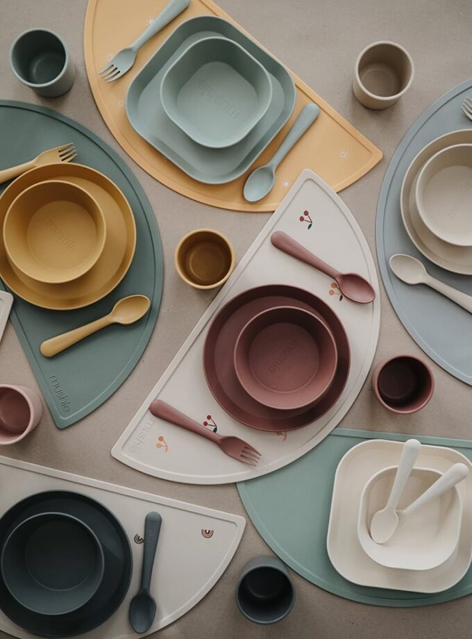 Mushie silikoninis padėkliukas - Stone