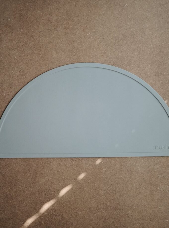 Mushie silikoninis padėkliukas - Stone