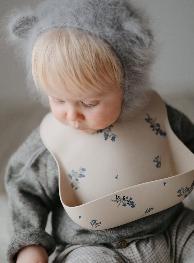 Musjie silikoninis seilinukas - Lilac Flowers