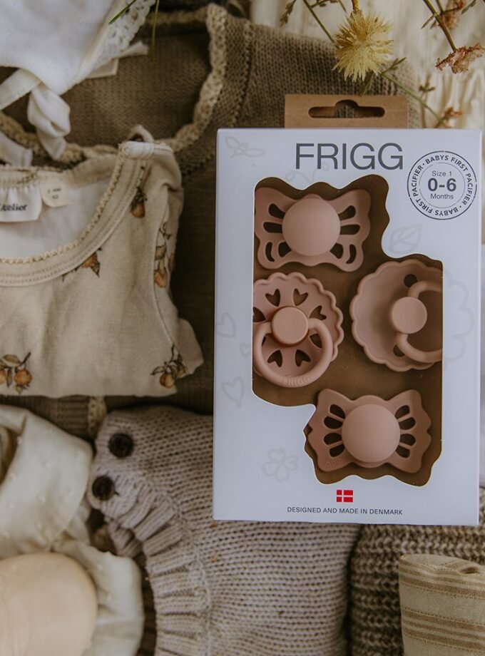 FRIGG Baby's First čiulptukų rinkinys - Floral heart - Blush