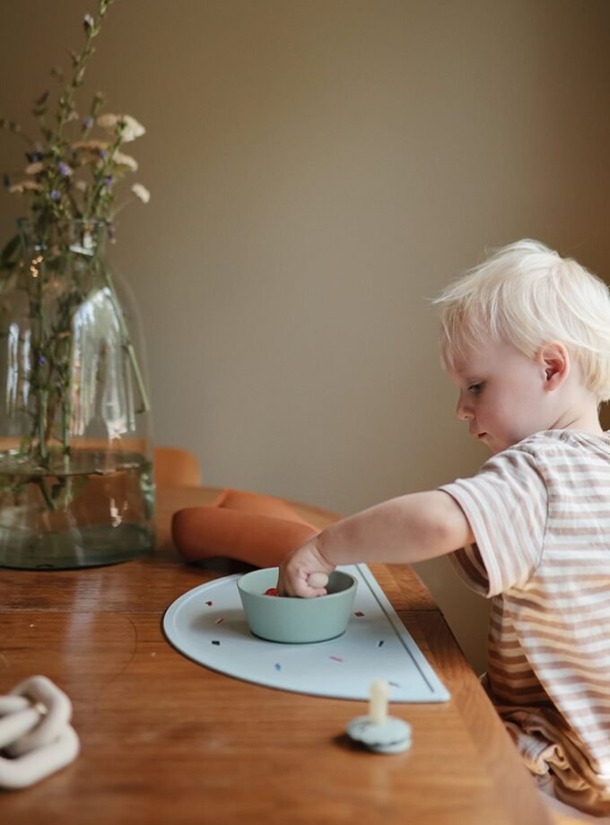 Mushie maži silikoniniai šaukšteliai 2 vnt - Cambridge Blue/Shifting Sand