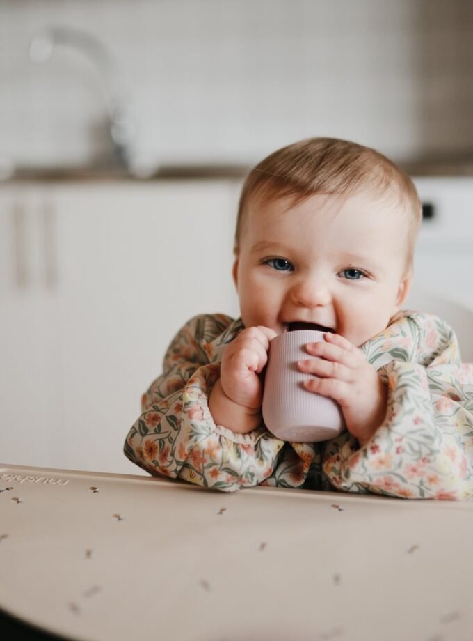 Mushie silikoninis puodelis - Cambridge Blue