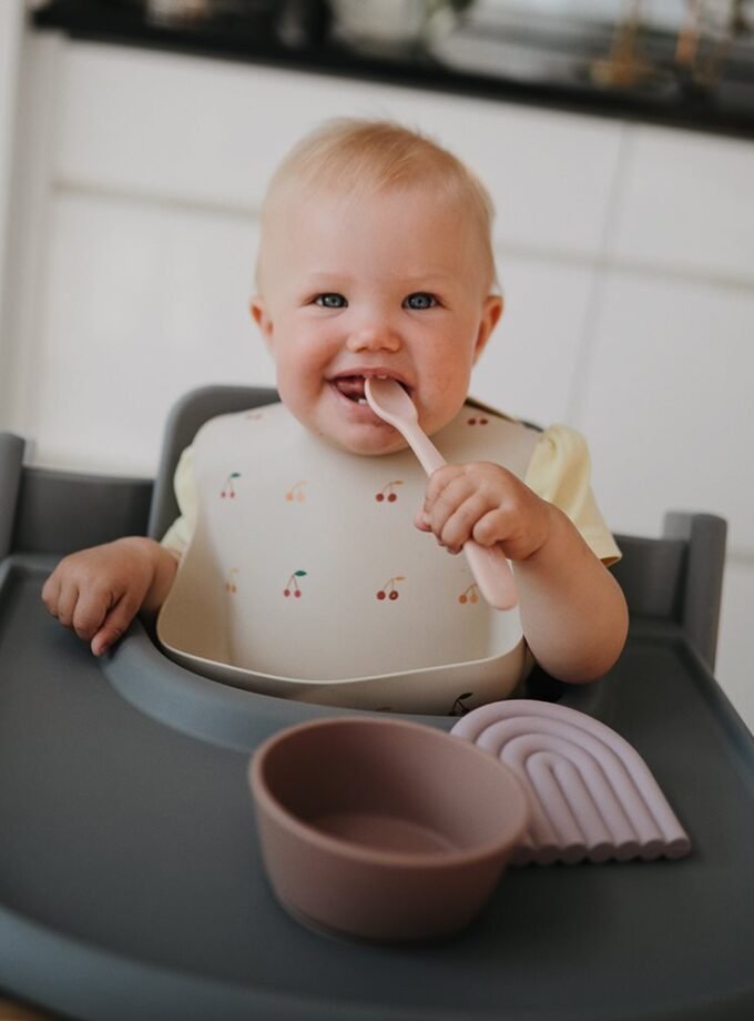 Musjie silikoninis seilinukas - Shells Smoke