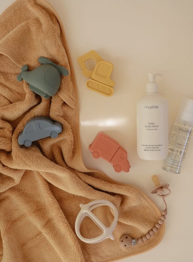 Mushie Bath Play Set - Vehicles