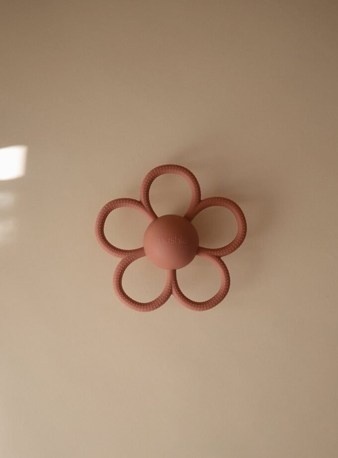 Mushie Rattle kramtukas - Daisy