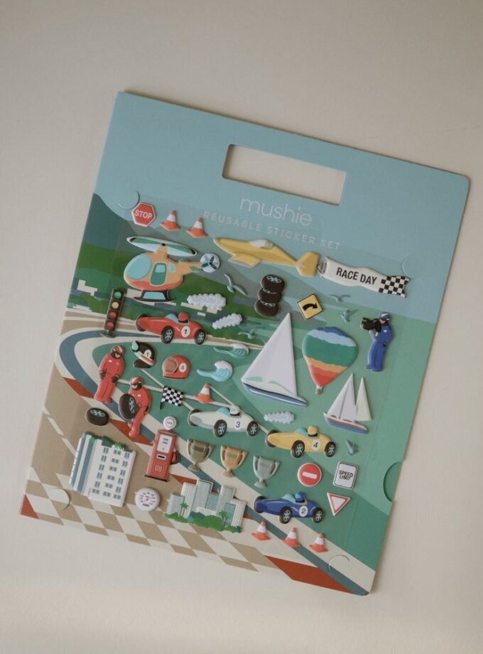 Daugkartinio naudojimo lipdukų rinkinys Mushie – Race Cars